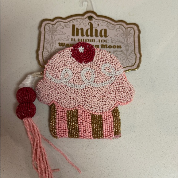 Marshalls Handbags - Pink Beaded Cupcake Coin Purse